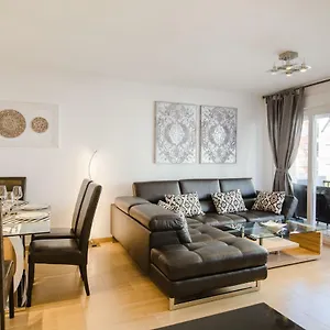 Picasso Daisy Apartamento Fuengirola