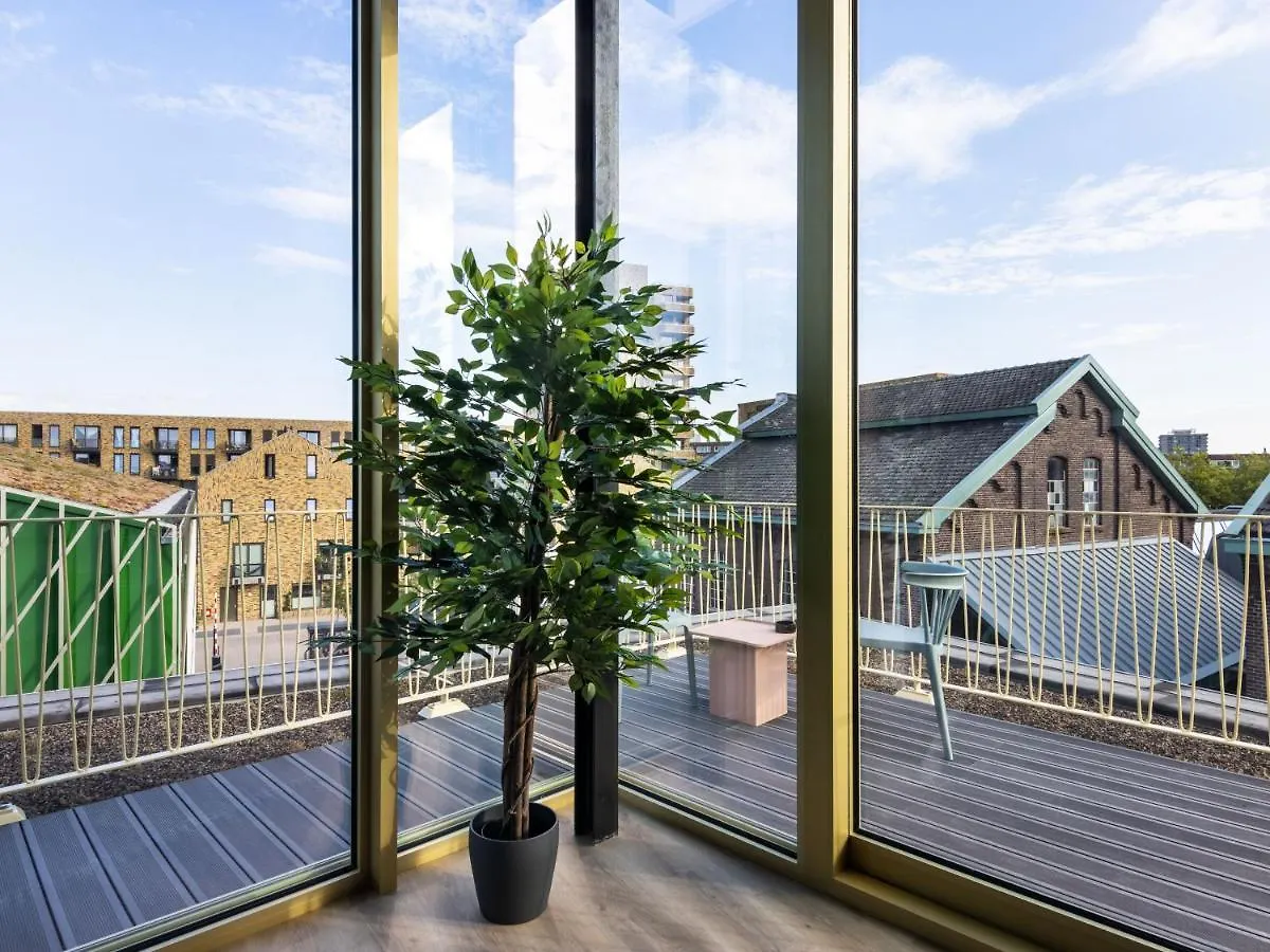 Limehome Eindhoven Gashouder Países Bajos